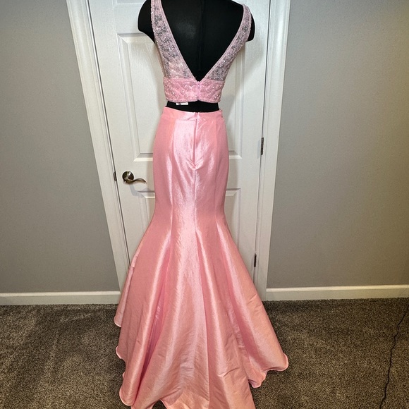 Vienna Prom Dress Style 8288 - Picture 2 of 15
